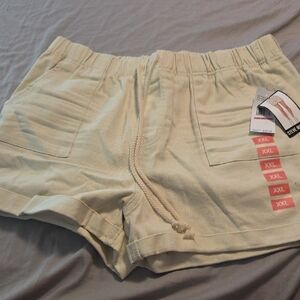 Steve Madden Cream Athletic Shorts with Side Ruching